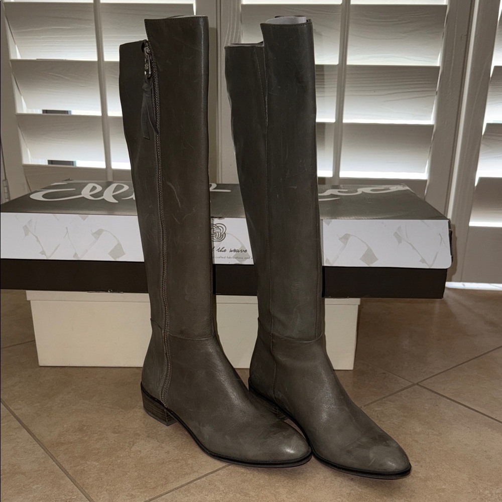 Elegant Gray Knee-High Leather Boots